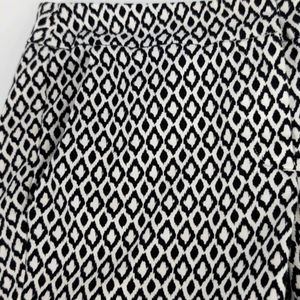 Willi Smith Black and White Patterned Pants great condition !